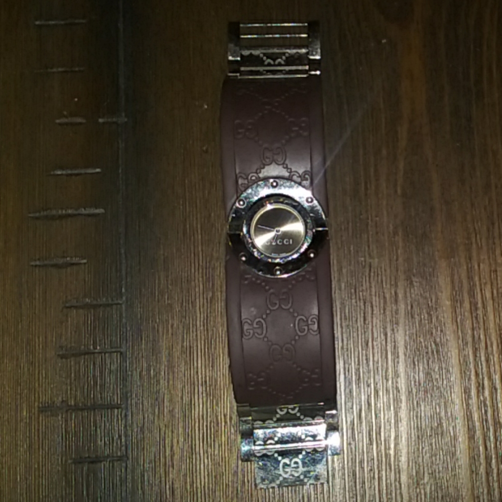 Gucci watch
